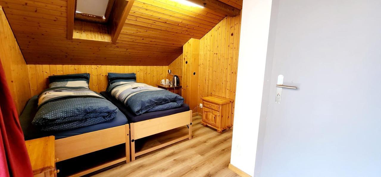 Hotel Tell And Apartments Unterseen Εξωτερικό φωτογραφία